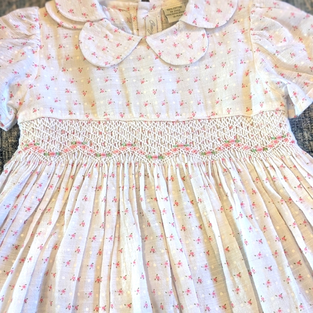 Darling smocked dress, 24months, ditzy floral, puffed sleeves & peter pan collar